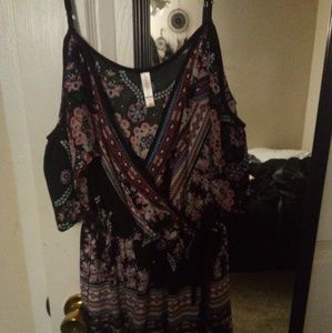 Off the shoulder sleeve romper